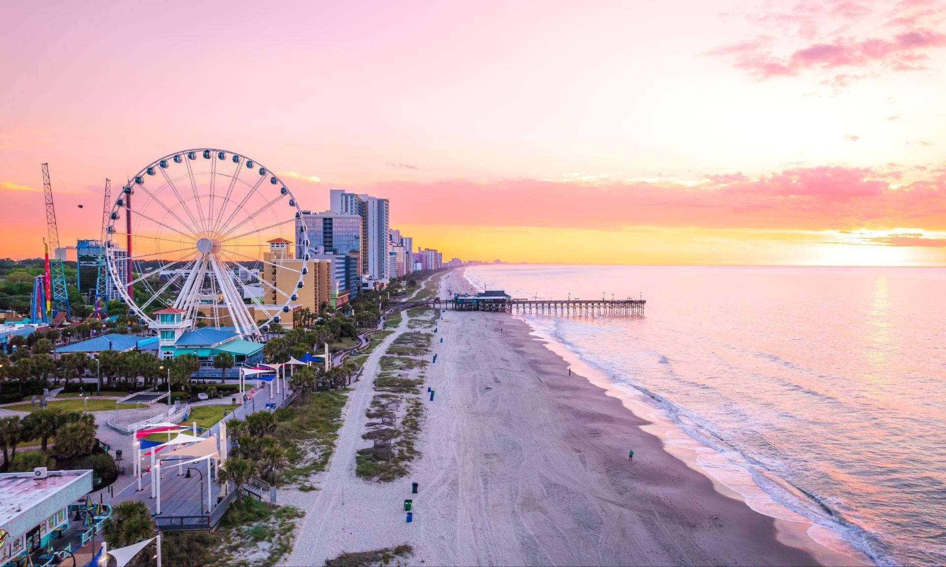 What is unique about Charleston, South Carolina in architecture and culinary traditions?