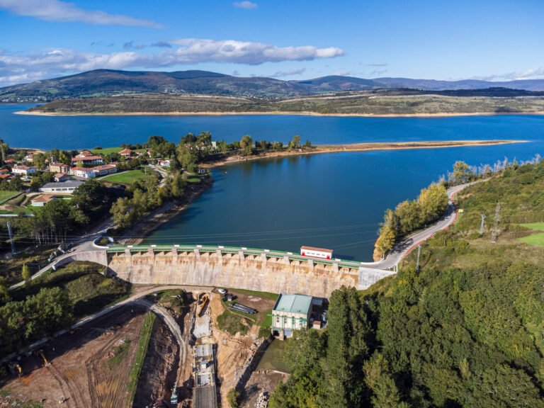   Ebro Reservoir Dam, Cantabria  